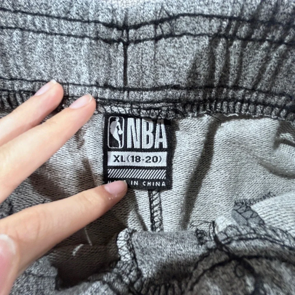 NBA Sweatpants Boys XL 18-20 Gray Good Heathered Logo Joggers